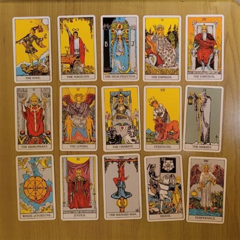 Juego De Cartas Tarot Con Manual Juegos De Mesa Adivinacion Cuotas