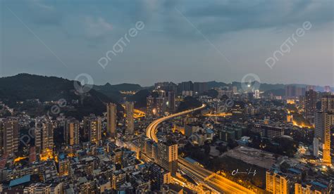 車流傍晚建築公路攝影攝影圖配圖背景圖桌布圖片免費下載 Pngtree