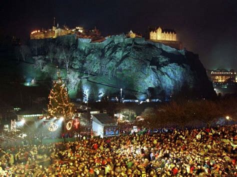 15 Best Places To Celebrate New Years Eve Around The World Edinburgh