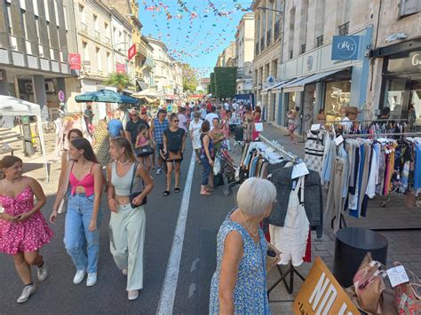 Le plein danimations et de bonnes affaires à la grande braderie des