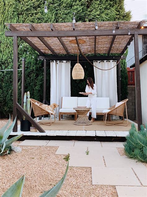 This Formerly Lattice Covered Pergola Got A Palm Springs Inspired