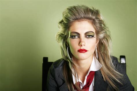 7,000+ Eighties Hairstyle Stock Photos, Pictures & Royalty-Free Images - iStock