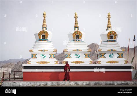 ladakh india jul    monk praying  buddhist temple