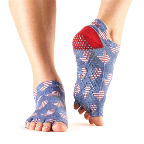 4 Toesox Toeless Yoga Socks And Yoga Socks With Toes Reviews