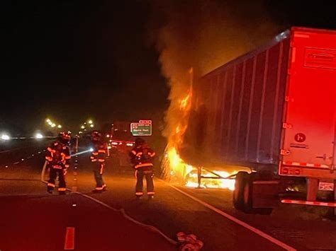 Semi Truck Fire Snarls Traffic On I 75 South In North Port Fhp Sarasota Fl Patch