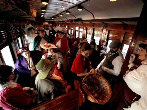 Tren De La Fresa Horarios Rutas Y Precios Para Disfrutar Del Turismo