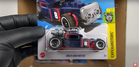 Inside The 2024 Hot Wheels Case A New Super Treasure Hunt Is A Ford Escort RS2000 Autoevolution