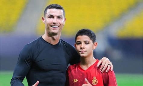 Cristiano Ronaldo Y Su Hijo Compartirán Equipo Al Ser Contratado Por El Al Nassr