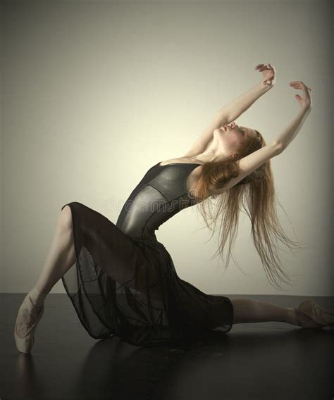 Naked Ballerina Capucina Stock Photos Free Royalty Free Stock Photos From Dreamstime