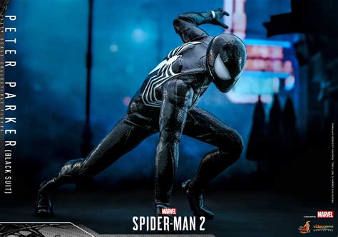 Hot Toys Unveils Black Suit Peter Parker Sixth Scale Figure From Marvel S Spider Man