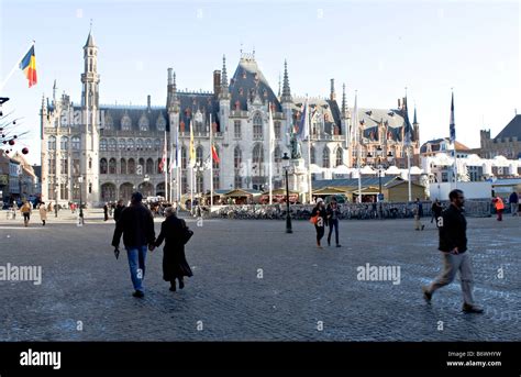 Christmas Market The Markt Bruges Belgium Stock Photo - Alamy