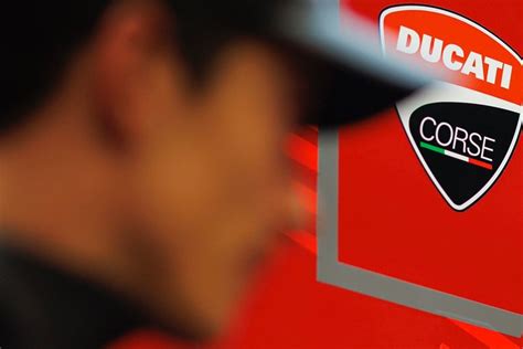 Une Ducati sans sponsors pour les débuts de Márquez en rouge