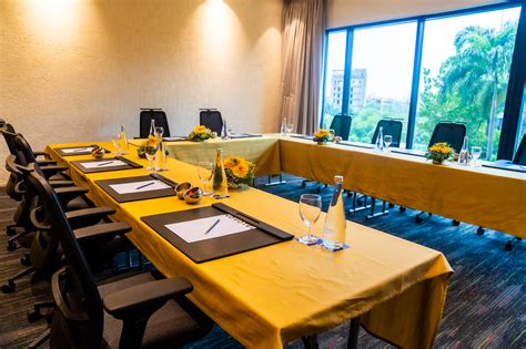 Banquet Halls in South Kolkata | Meetings at Novotel Kolkata