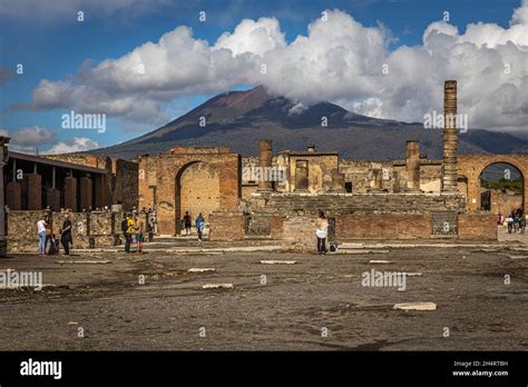 Jupiter Temple Pompeii Fotos Und Bildmaterial In Hoher Aufl Sung Alamy