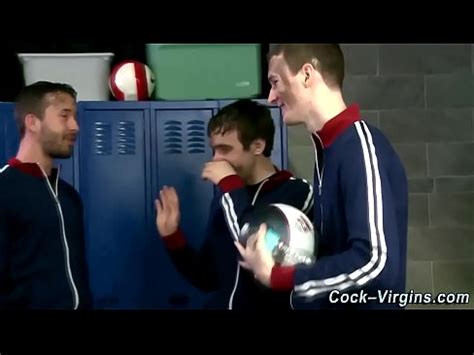 Primera vez masturbación con la mano XVIDEOS