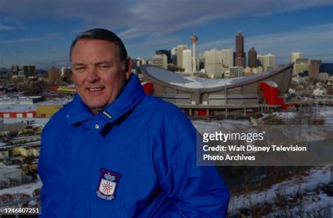 Keith Jackson Sportscaster Photos and Premium High Res Pictures - Getty ...