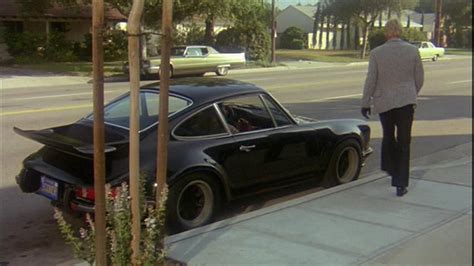 IMCDb.org: 1970 Porsche 911 in "Good Guys Wear Black, 1978"