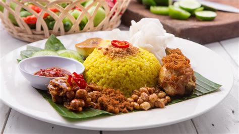 Kreasikan Nasi Kuning Dengan Resep Hiasan Yang Menggugah Selera Dan