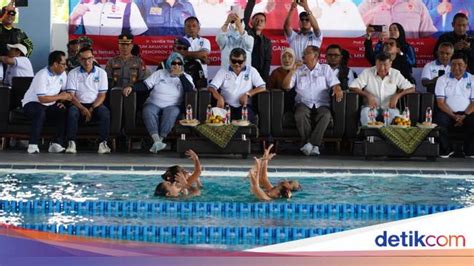 Bupati Garut Buka Lomba Renang Tingkat Provinsi Di Akuatik Talaga Bodas