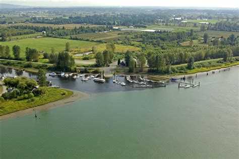 Pitt Meadows Marina in Pitt Meadows, BC, Canada - Marina Reviews ...