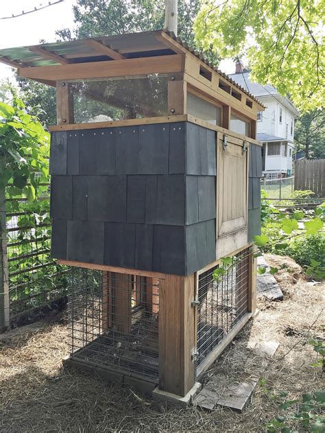 CHICKEN COOP HOME