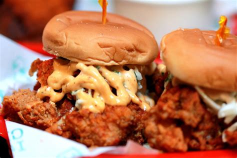 Chix Hot Chicken The Hottest Chicken We Ve Ever Eaten The Halal Food Blog