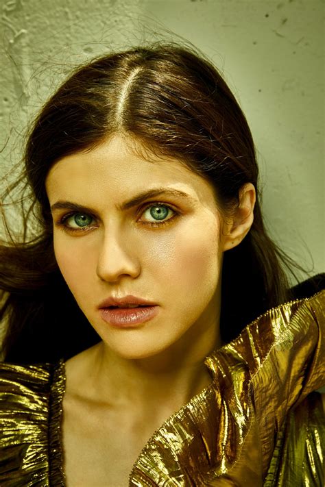 Alexandra Daddario : r/Celebhub