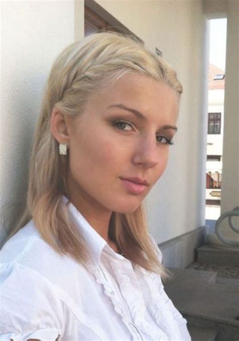 Ngắm nhà nữ vô địch Muay Thái xinh như hot girl