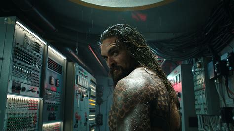 Warner Bros. and Fandango Release Aquaman Behind the Scenes Featurette