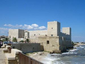 Chateau Souabe Trani Les Pouilles