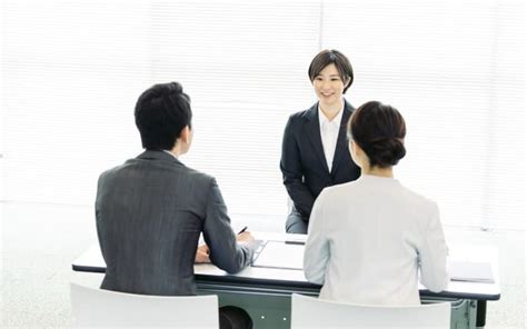 早期選考は受かりやすい？合格率や企業・業界別の選考時期について解説｜レバテックルーキー