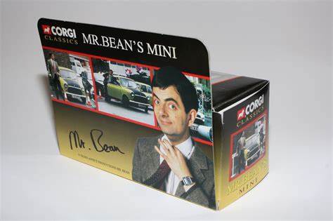 Corgi 96011 Mr Bean S Mini Gloss Bonnet Mib Db Collectables