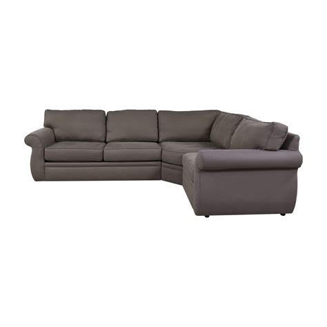 Broyhill Modern Sectional | 85% Off | Kaiyo