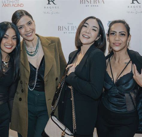 Diundang Wulan Guritno Acara Peluncuran Lingerie Gisel Percaya Diri