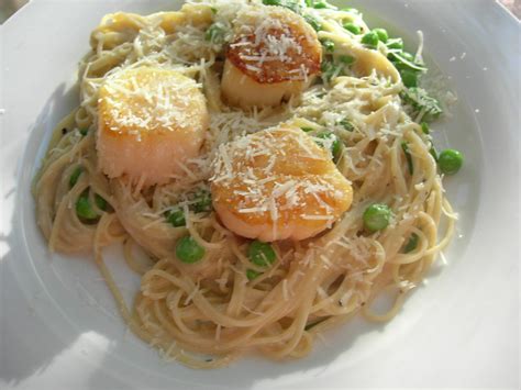 The Cooking Academic: Scallop Pasta