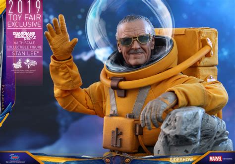 Hot Toys Marvel Stan Lee Sixth Scale Collectible Figure Sideshow Collectibles