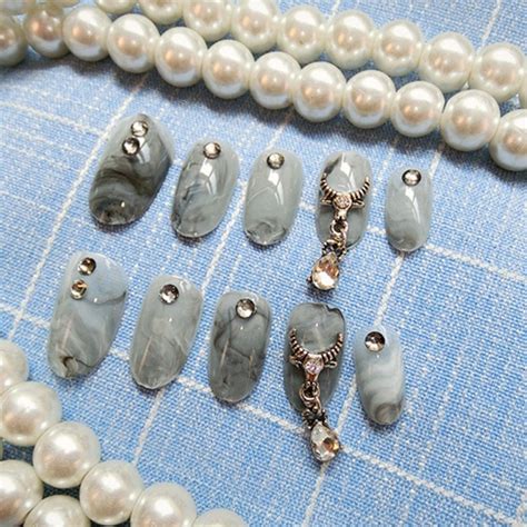 Hot Fake Nails Beauty Personal Care Hands Nails On Carousell