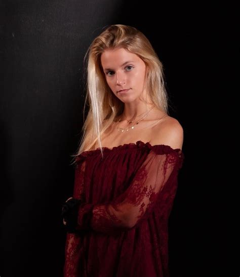 Image Of Emily Ries Image Of Emily Ries