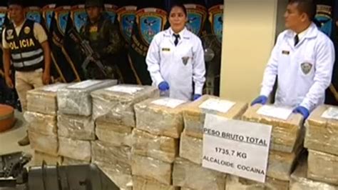 La Policía Peruana Incauta 1700 Kilos De Cocaína