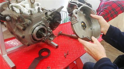 Triumph Trident T160 Engine Rebuild Part 4 Removing The Clutch Hub And