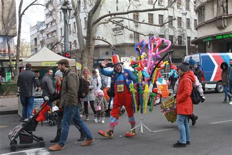 Beograd Tradicionalna Novogodi Nja Ulica Otvorenog Srca