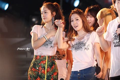 Jung Sisters Smtown In Taiwan Jung Sisters Photo 31092600 Fanpop