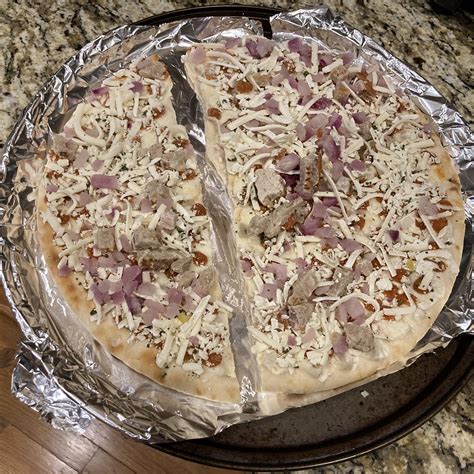 Frozen pizza came broken despite being in box : r/mildlyinfuriating