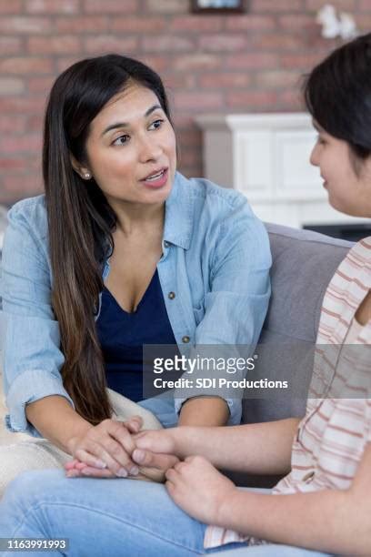 Mother Daughter Serious Conversation Photos And Premium High Res Pictures Getty Images