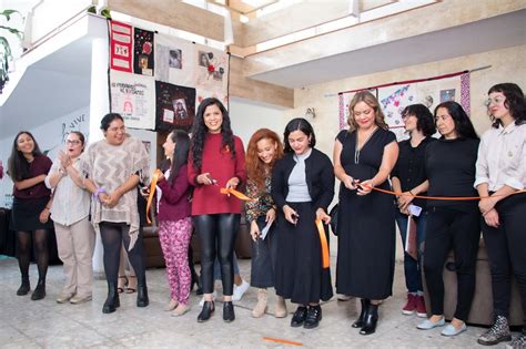 MUJER Inaugura Seimujer la exposición Manta de curación en sus