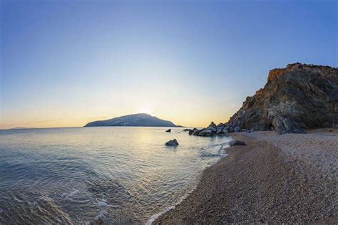 10 Best Athens Beaches For A Reviving Holiday Experience!