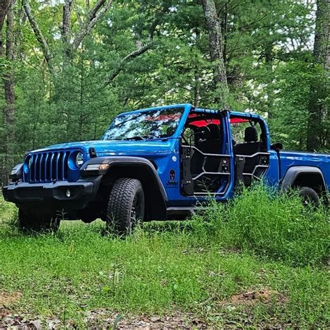 Happy Fri Yay Let S See Those Naked Jeep Photos Admin Warning No Nudity Allowed