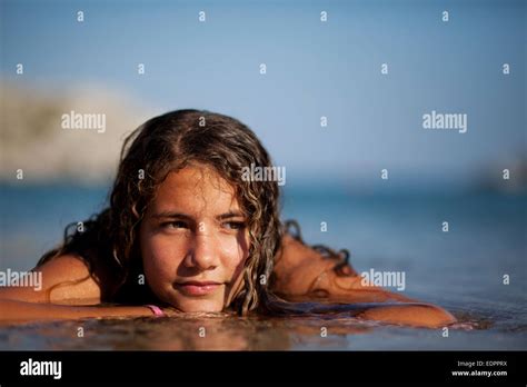 Belle Adolescente Ans Banque De Photographies Et Dimages Haute