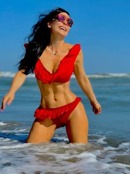 Maribel Guardia feliz agradecida y en bikini a los 60 años Infobae