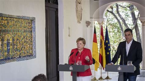 Las Im Genes Del Encuentro Entre Angela Merkel Y Pedro S Nchez En Sanl Car